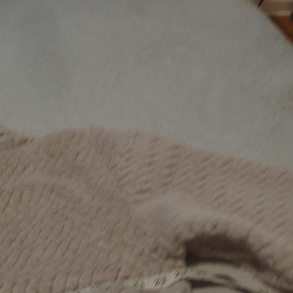 Short , fur, waist jacket. Lined, pockets, zippered, stand . - Picture 2 of 6